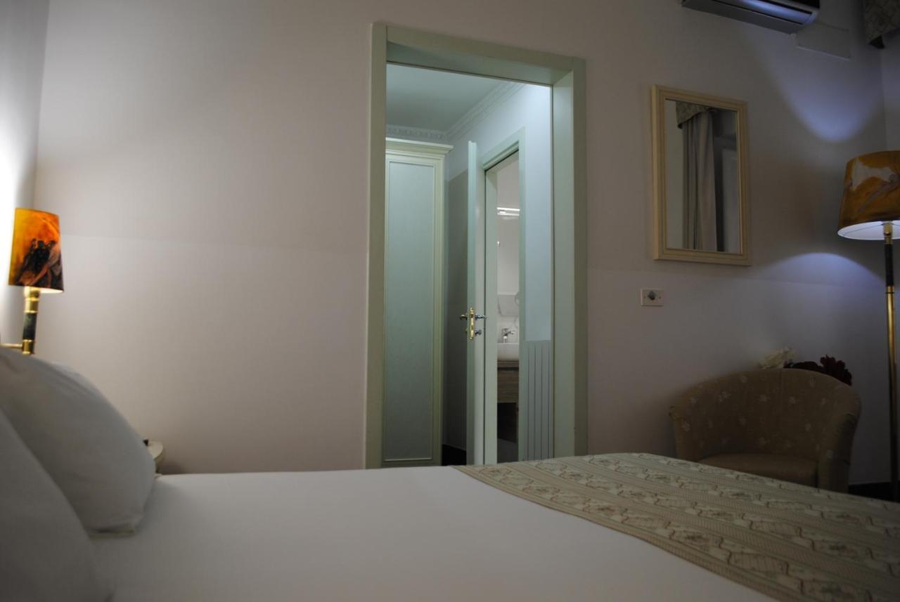 B&B Palazzo Sant'Alfano Катания Экстерьер фото