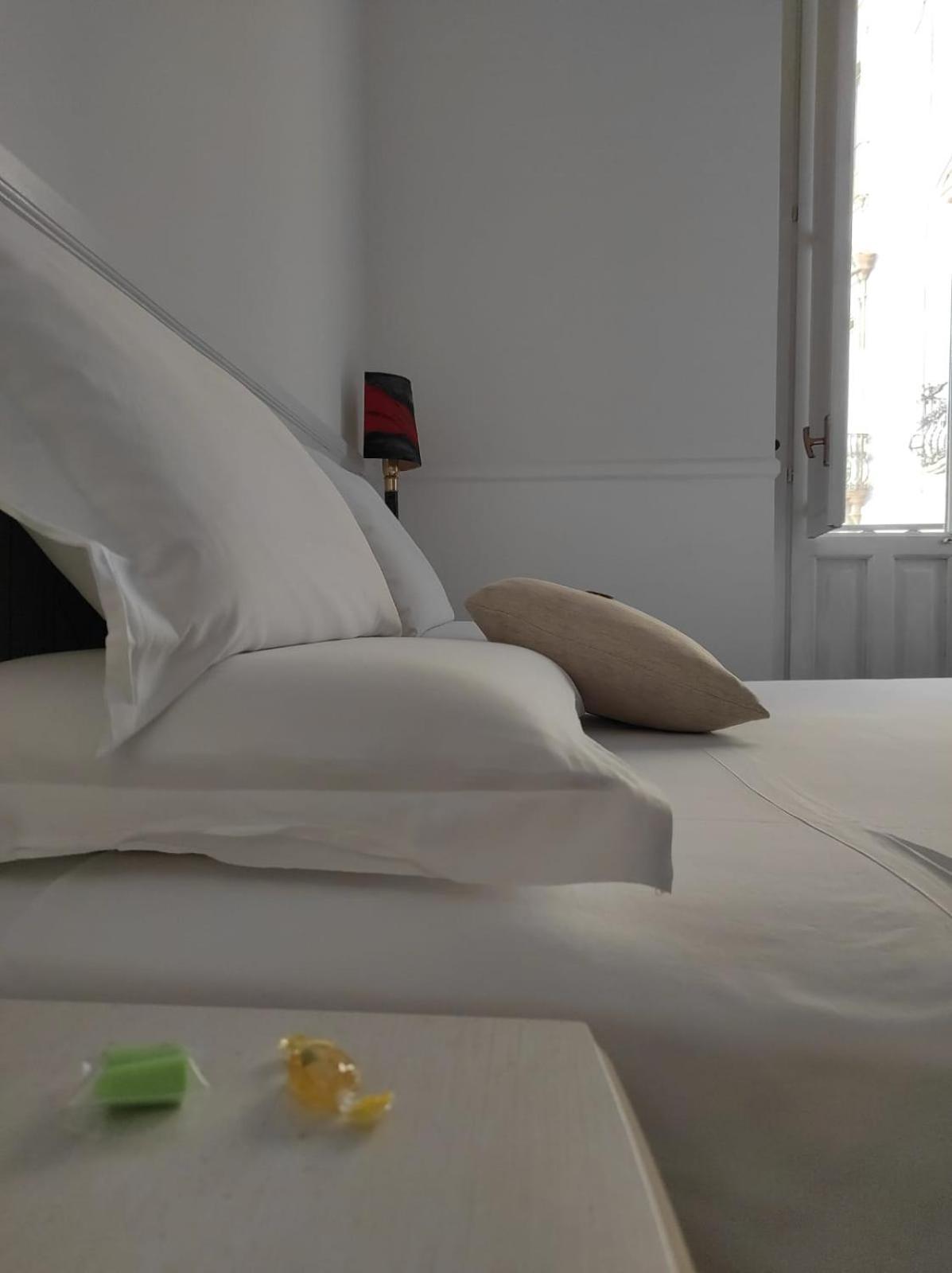 B&B Palazzo Sant'Alfano Катания Номер фото